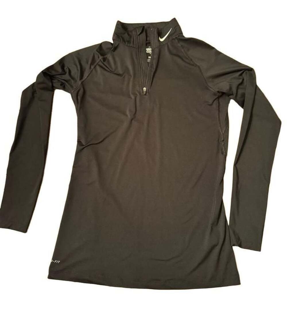 Nike Pro Combat Half Zip Size XL Black Dri-Fit Compression Shirt woman’s h1583